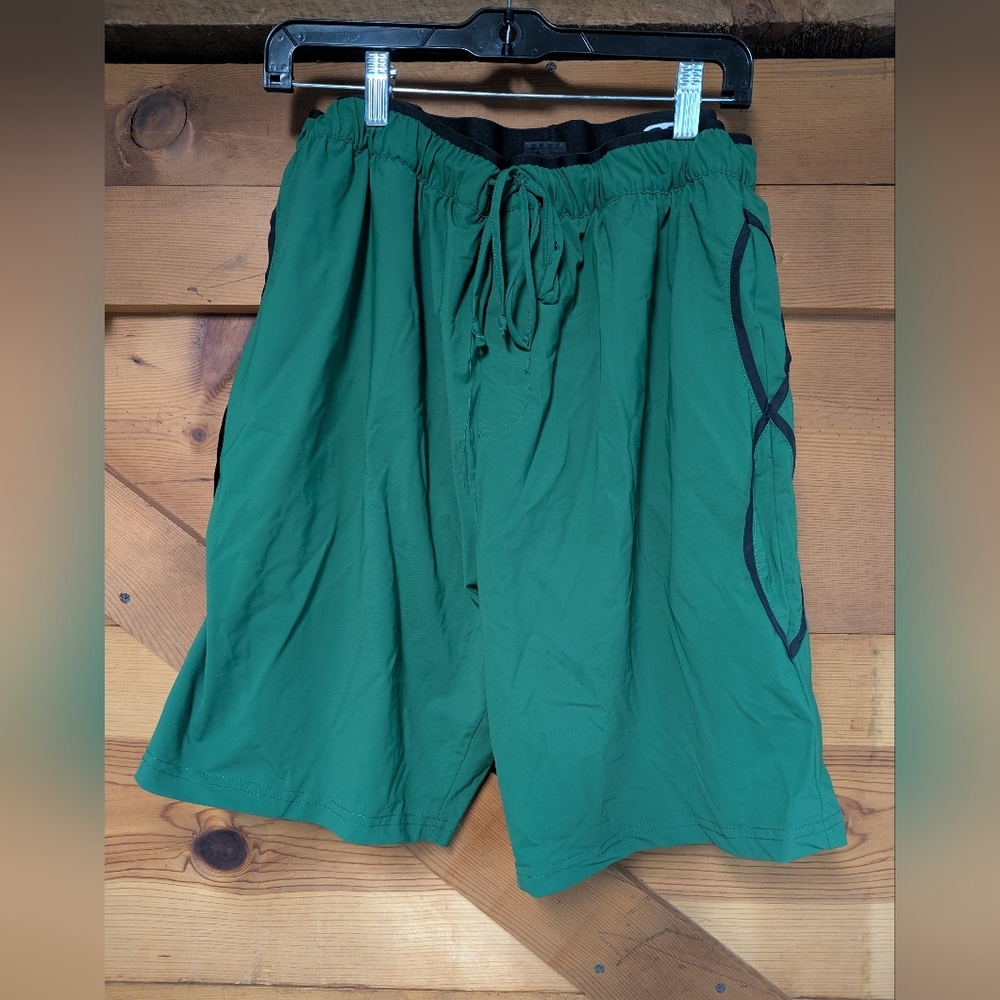 Brutal Buddha Shorts Mens XXL Green Lined Performance Pockets Drawstring 8 Inch